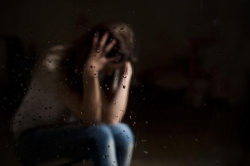 Hiểu căn nguyên của nhiều vấn đề tâm lý nghiêm trọng để chữa lành