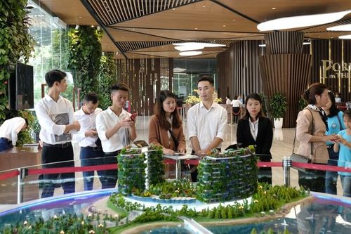 Bản tin bất động sản tuần qua: Dấu hiệu lừa đảo tại chung cư Phú Thạnh