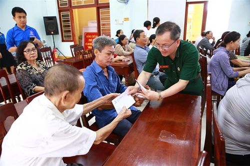 BSR: Tri ân sâu sắc tới gia đình có công với cách mạng