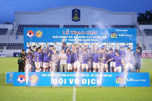 Hà Nội lần đầu vô địch Giải bóng đá U17 quốc gia