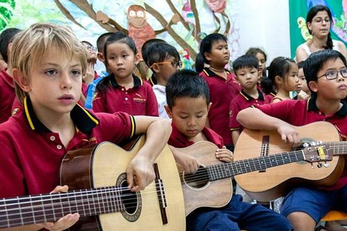 Năm học mới với niềm vui và nỗi lo