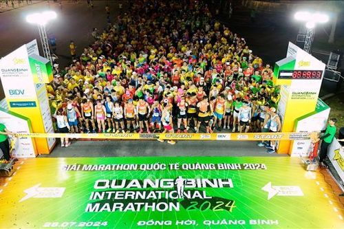 Trên 3.000 vận động viên tham gia giải chạy 'Quang Binh International Marathon 2024'