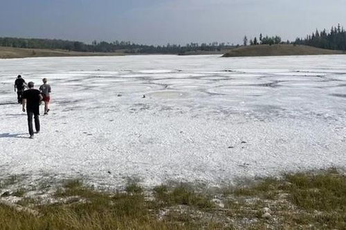 Kỳ lạ hồ soda cực kỳ mặn có thể tồn tại cách đây 4 tỷ năm