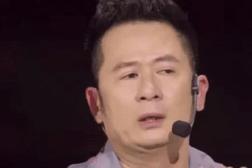 'Anh tài' Bằng Kiều khóc nghẹn, gửi lời xin lỗi trên sóng truyền hình