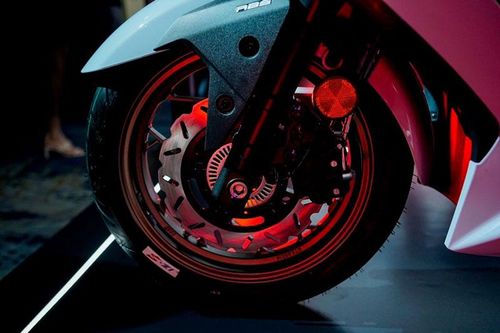 Đưa Honda SH vào thế khó, ra mắt 'vua xe ga' 278cc giá chỉ 60,8 triệu đồng, rẻ và xịn hơn Air Blade