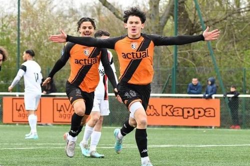 'Sát thủ' Việt kiều cao 1m81 có thể chơi tại Ligue 2 mùa tới là ai?