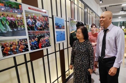 'Bản hùng ca' chiến thắng Điện Biên Phủ qua ống kính Nguyễn Á