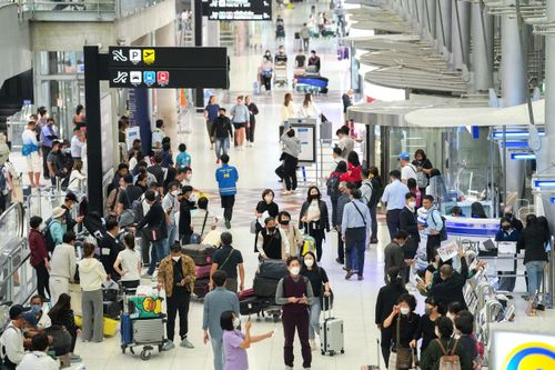 Lượng khách quốc tế đến Thái Lan tăng 34%
