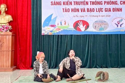 Bạo lực gia đình 'hạ nhiệt'