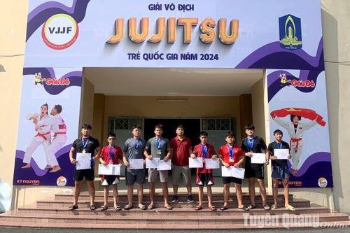 VĐV Tuyên Quang giành 13 huy chương tại Giải vô địch Jujitsu trẻ quốc gia