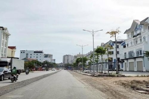 Nghệ An: Yêu cầu giải quyết dứt điểm các tồn tại trong giải phóng mặt bằng Dự án cải tạo, nâng cấp Quốc lộ 7