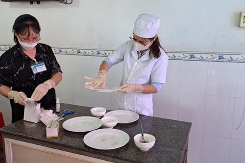 Sở Y tế Bình Thuận thông tin về vụ 48 du khách nghi bị ngộ độc thực phẩm