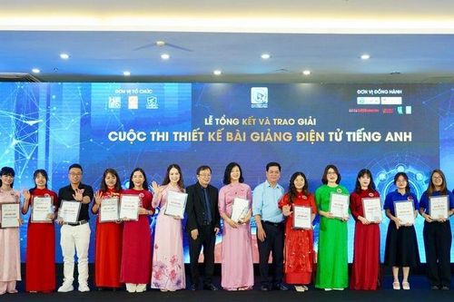 Giáo viên Hà Nội xuất sắc đoạt 103 giải thi thiết kế bài giảng điện tử tiếng Anh