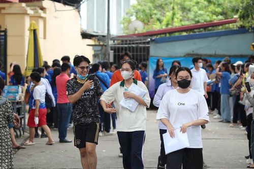 Năm 2024 tăng 60.000 thí sinh đăng ký xét tuyển đại học
