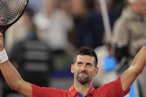 Đánh bại kình địch Nadal chỉ sau 2 set, Djokovic tiếp tục hành trình tìm vàng ở Olympic