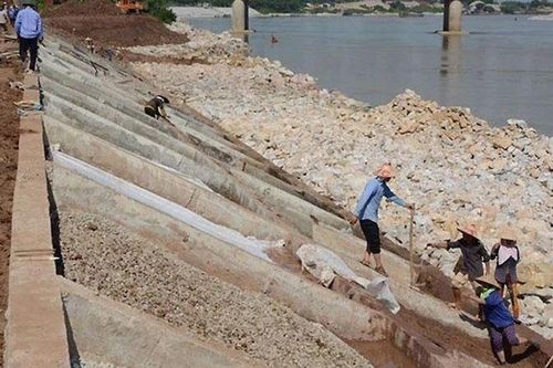 Bảo đảm an toàn cho hệ thống đê điều