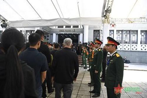 Lặng thầm bảo vệ Lễ quốc tang