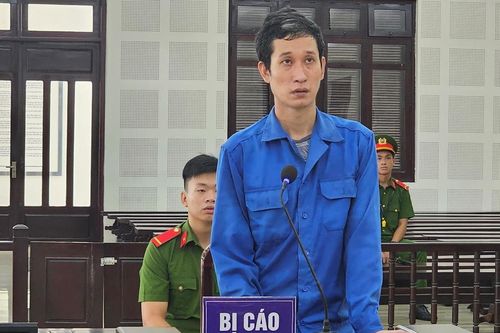 Vào tù vì đâm con nợ trọng thương