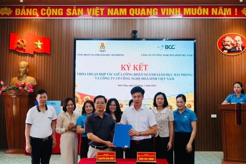 1.500 cán bộ, nhà giáo, người lao động ngành Giáo dục Hải Phòng được tư vấn, khám sức khỏe miễn phí