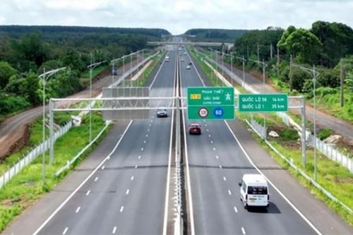 Thu phí sử dụng đường cao tốc do Nhà nước đầu tư từ ngày 1/10/2024