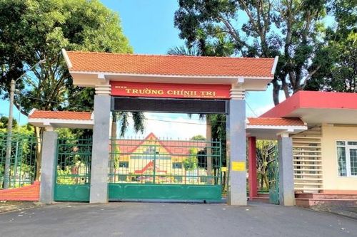 Phó khoa Trường Chính trị Đắk Lắk bị bắt quả tang về hành vi đánh bạc