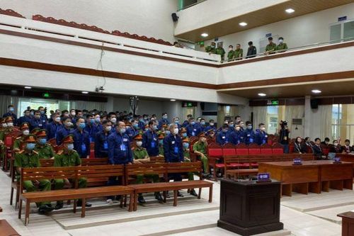 TAND Tối cao: Quyết định xử lại vụ buôn lậu 200 triệu lít xăng dầu