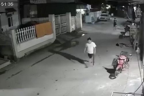 Con trai nghi bị tâm thần chém mẹ và dì ruột trọng thương tại Hải Dương