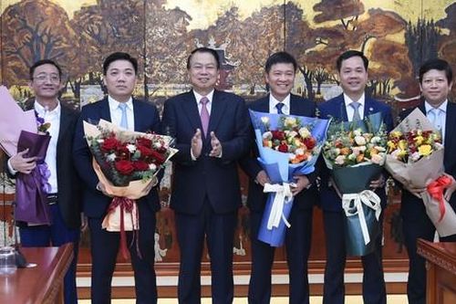 Điều động, bổ nhiệm nhiều cục trưởng, vụ trưởng thuộc Bộ Tài chính