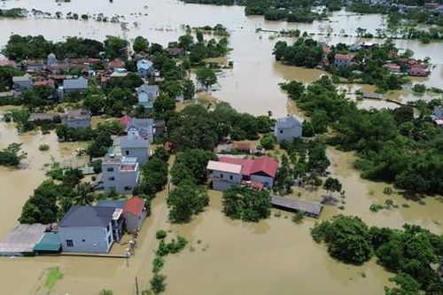 24 thôn xóm tại huyện Chương Mỹ vẫn bị ngập do mưa lũ