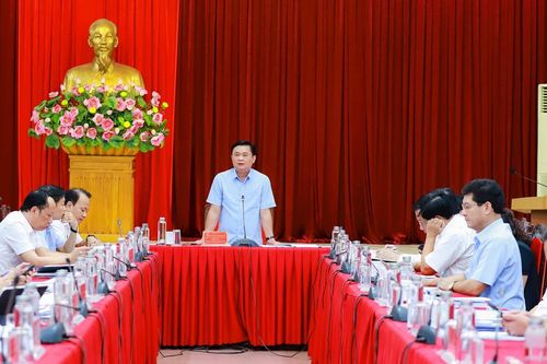 Ban Thường vụ Tỉnh ủy Nghệ An họp phiên thường kỳ tháng 7