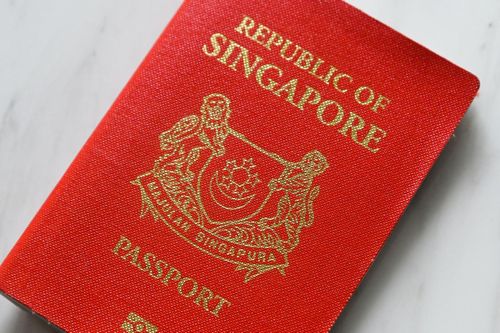 Singapore vượt Nhật Bản dẫn đầu bảng xếp hạng quyền lực hộ chiếu toàn cầu