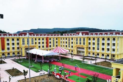 Quảng Ninh: Đưa vào sử dụng trường THPT gần 150 tỷ đồng