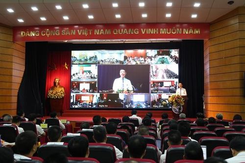 Doanh thu toàn ngành TT&TT hơn 2 triệu tỷ đồng 6 tháng đầu năm 2024