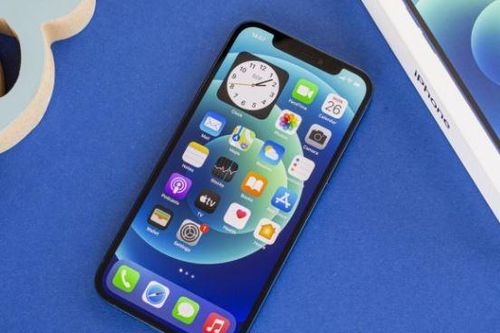 Đây là chiếc iPhone có màn hình OLED rẻ nhất Việt Nam, ra mắt gần 4 năm vẫn chiến game vô tư