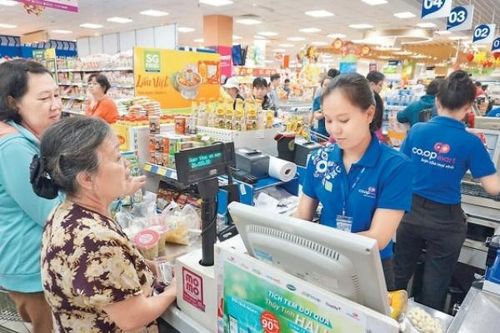 Giá cả hàng hóa, dịch vụ tăng cao ảnh hưởng đến đời sống dân cư