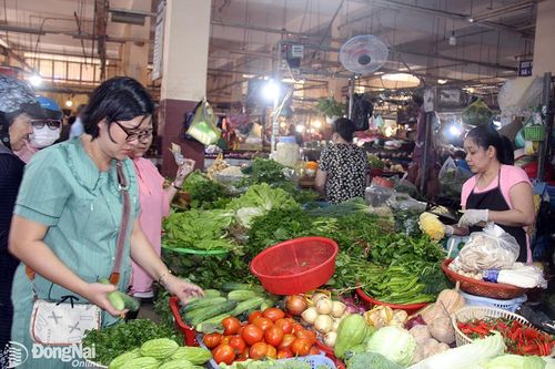 Chợ truyền thống, thay đổi để tồn tại