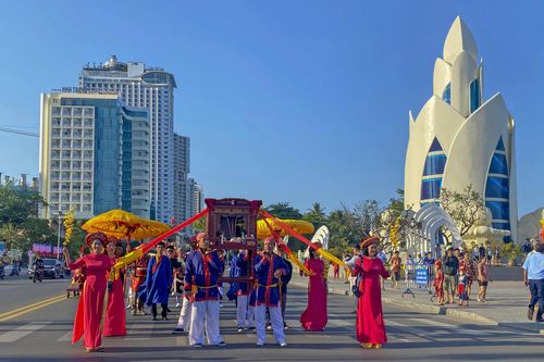 Phát huy giá trị văn hóa, con người Nha Trang trong xây dựng, phát triển thành phố