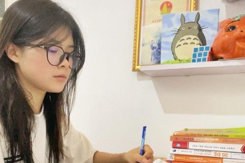 Cô học trò vượt khó đạt thủ khoa