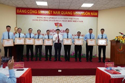Đảng ủy Công ty CP Phân bón Miền Nam: Hiệu quả cao từ việc nghiêm túc thực hiện Kết luận số 01