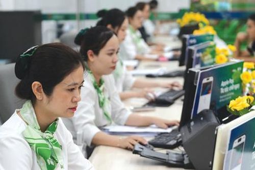 Điểm tên các ngân hàng công khai cổ đông sở hữu từ 1% vốn điều lệ trở lên