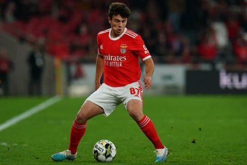 PSG chi mạnh tay vào thương vụ Joao Neves