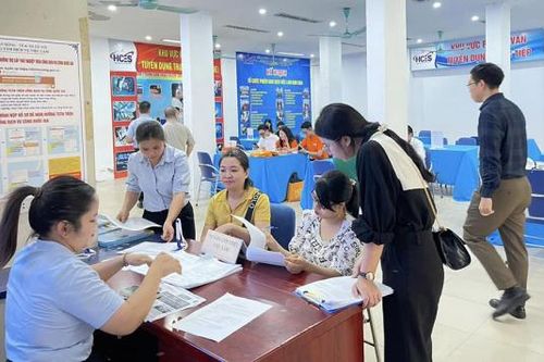 Thị trường lao động nhiều điểm sáng