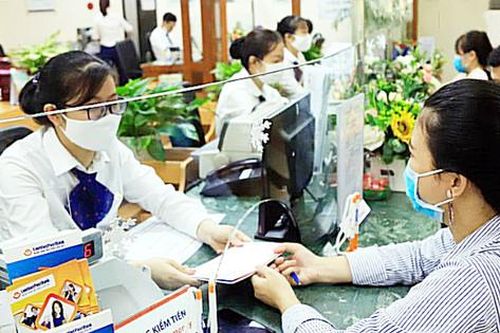 Giải ngân khoản vay tín dụng: Không được phép bán kèm bảo hiểm