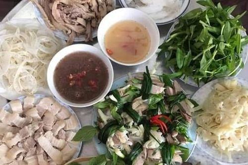 Thịt vịt dấm ghém - món ăn Hà Nội xưa ngon miệng, thanh mát ngày oi nóng được nhiều người yêu thích