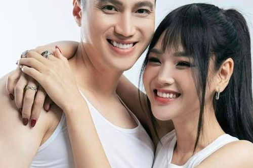 Việt Anh khoe cơ bắp trong bộ ảnh với 'bạn gái tin đồn'