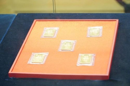 Ngân hàng đổi điều kiện đăng ký mua vàng miếng online