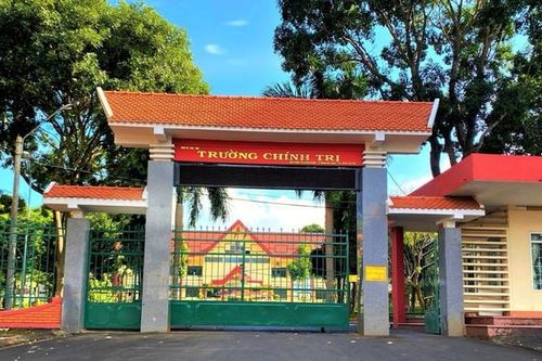 Khởi tố Phó Trưởng khoa Xây dựng Đảng - Trường Chính trị tỉnh Đắk Lắk vì đánh bạc