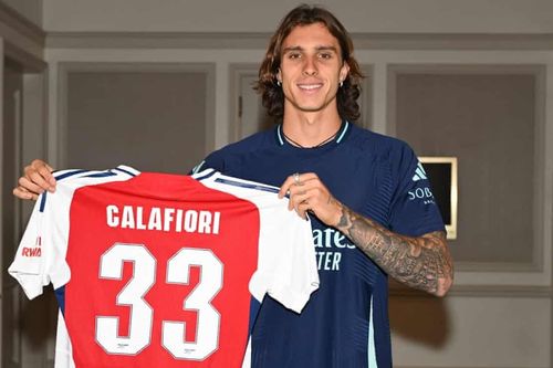 Vì sao Calafiori chọn số áo 'lạ' ở Arsenal?