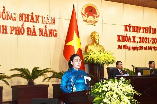 Đà Nẵng: Thông qua Nghị quyết hỗ trợ hộ nghèo mua điện thoại thông minh
