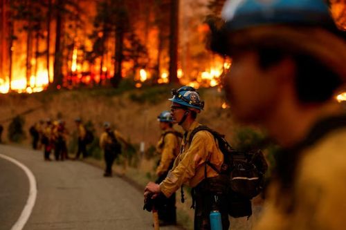 Hàng nghìn lính cứu hỏa khắc phục cháy lớn lịch sử tại California